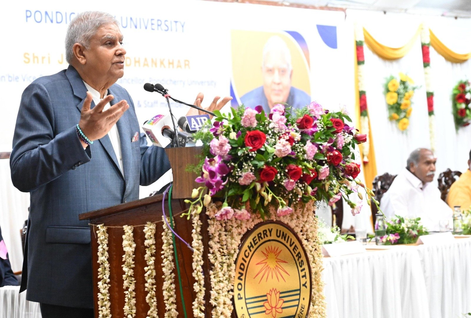 विकसित भारत केवल एक सपना नहीं है, बल्कि एक निश्चित मंजिल है, जो एक मजबूत ज्ञान अर्थव्यवस्था द्वारा संचालित है: उपराष्‍ट्रपति जगदीप धनखड़