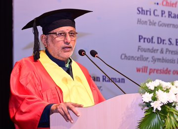 सातत्यपूर्ण प्रयत्न, समर्पित भावना, निश्चित उद्दिष्ट या त्रिसूत्रीच्या आधारावर यश संपादन करता येतं-राज्यपाल