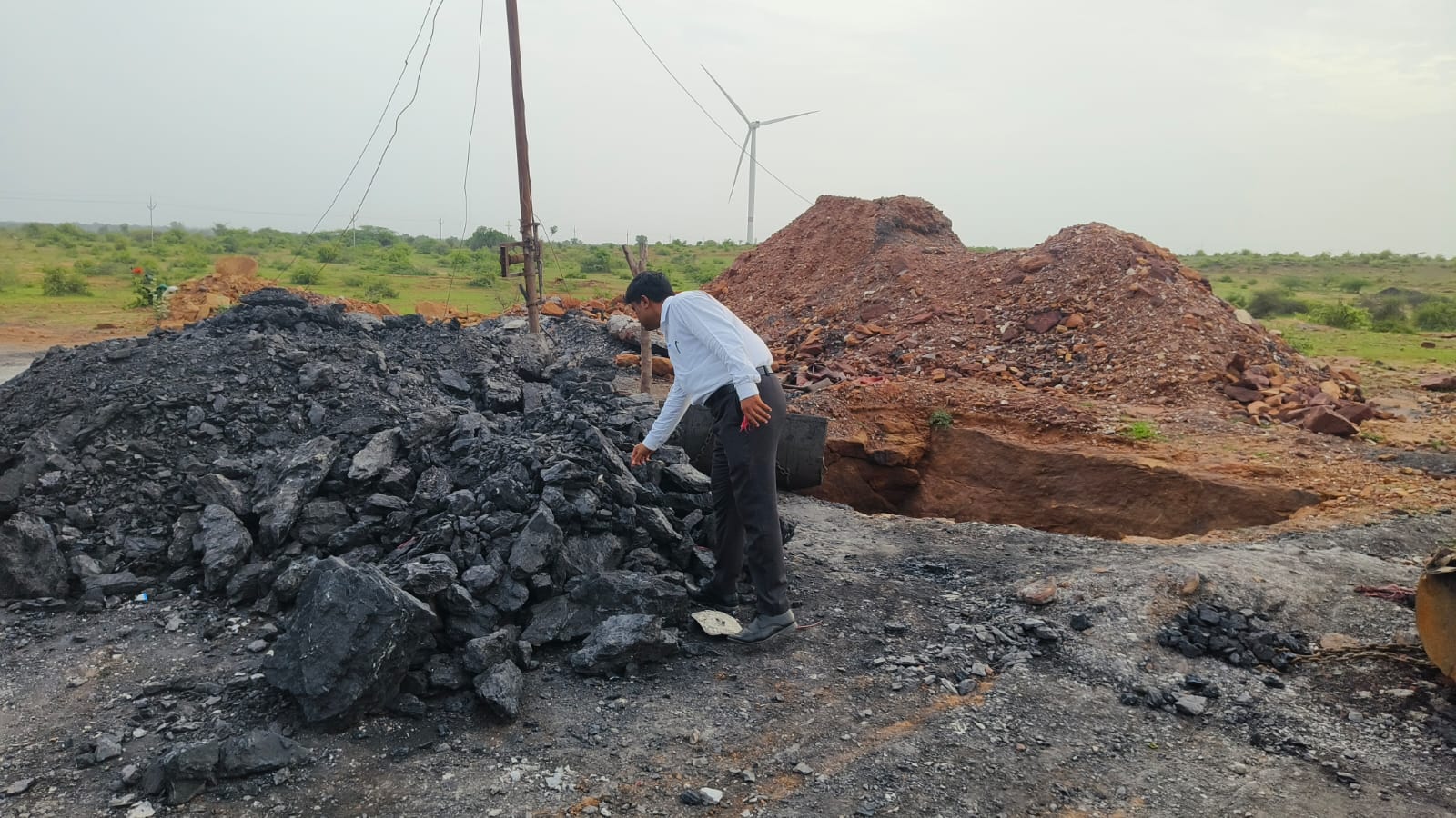 સુરેન્દ્રનગરમાં તંત્રએ 36 લાખ રૂપિયાની સરકારી જમીનને દબાણમુક્ત કરાવી