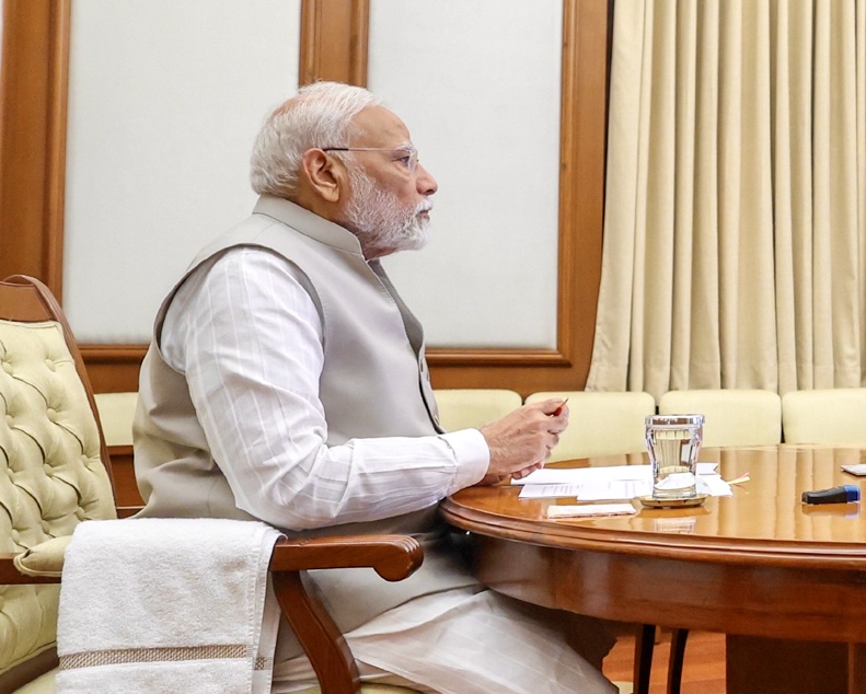 प्रधानमंत्री नरेन्‍द्र मोदी ने प्रगति की 48वीं बैठक में खनन, रेलवे और जल परियोजनाओं की समीक्षा की