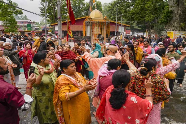 J&K: Mela Kheer Bhawani marks inter-community harmony