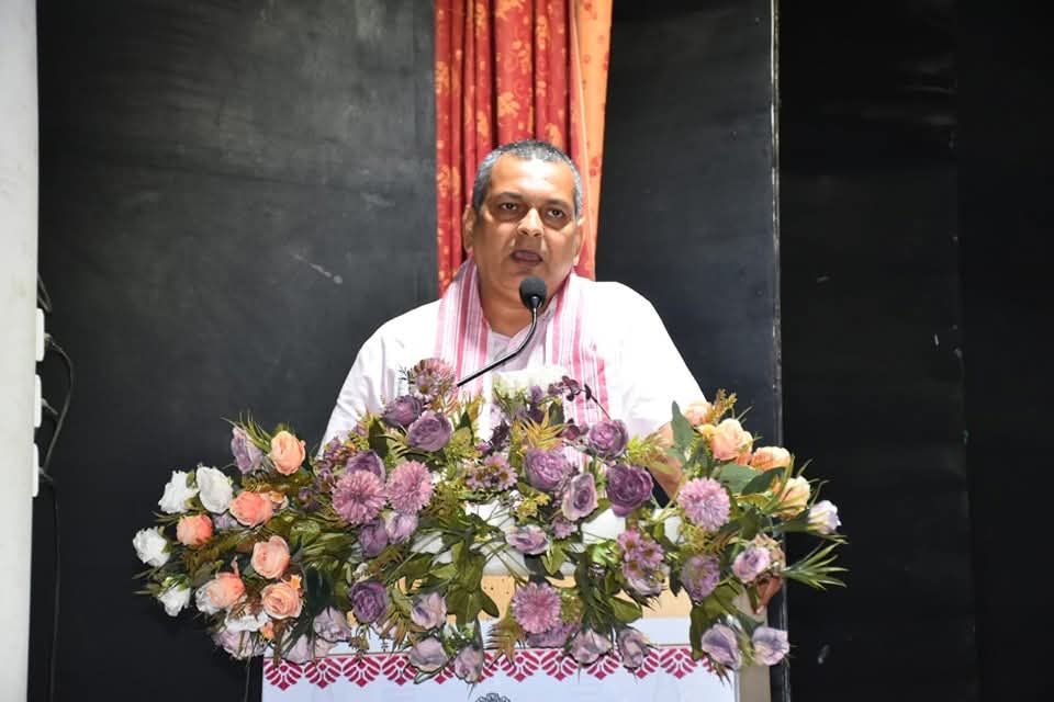 শিৱসাগৰত ৰাষ্ট্ৰীয় খাদ্য সুৰক্ষা আইনৰ হিতাধিকাৰীৰ আঁচনি সন্দৰ্ভত বিভাগীয় মন্ত্ৰীৰ মন্তব্য