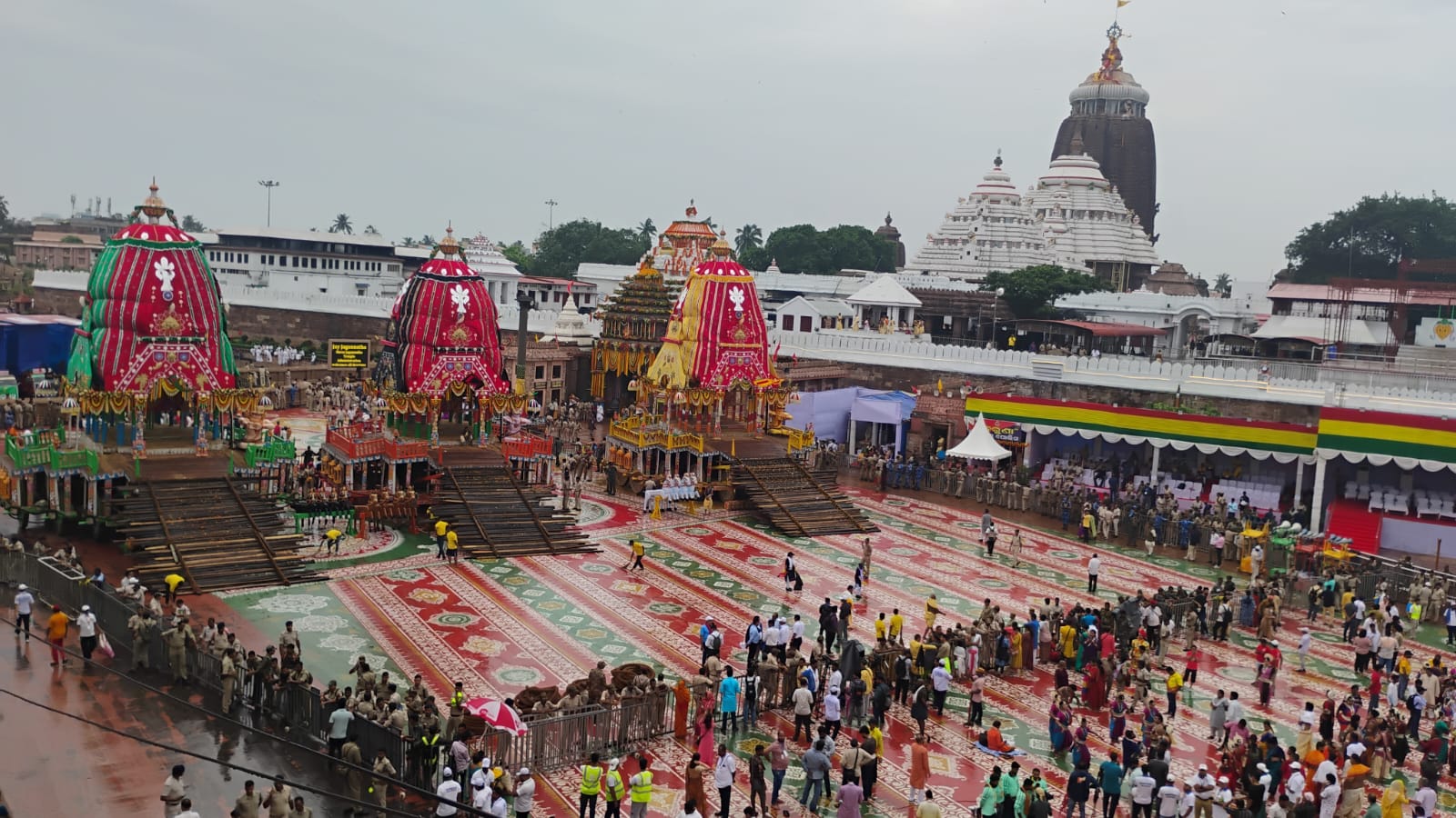ओडिशा के पुरी में भगवान जगन्नाथ की रथ यात्रा आज से शुरू