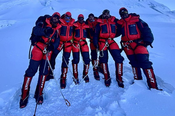 Mt. Kanchanjungha joint expedition gives new heights to Nepal-India relations, says Nepal’s Def Min