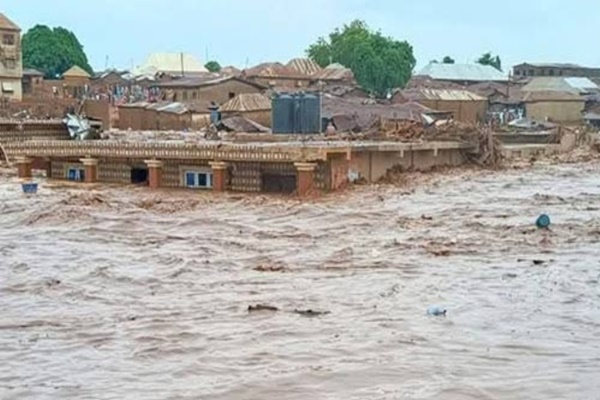 Nigeria: 200 killed, 1000 reported missing in floods