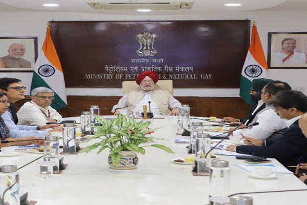 More than 10 cr free LPG connections distributed under Ujjwala Yojana, says Union Minister Hardeep Puri