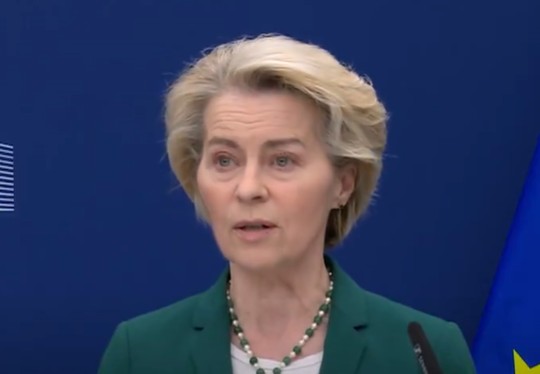 यूरोपीय आयोग की अध्यक्ष उर्सुला फॉन डेर लायन ने 9 जुलाई से पहले अमरीका के साथ व्यापार  समझौता होने की यूरोपीय संघ की प्रतिबद्धता व्‍यक्‍त की