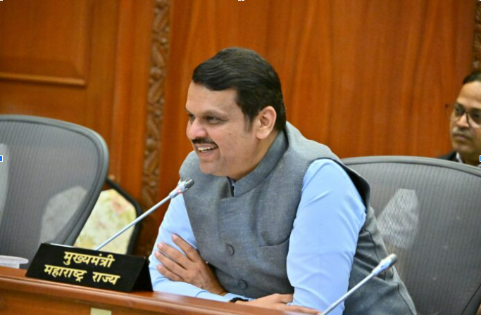 राज्यात १ हजार ७१ मेगावॅट क्षमतेचे सौर ऊर्जा प्रकल्प उभारणार – मुख्यमंत्री