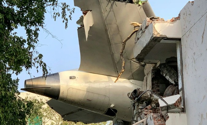 अहमदाबाद विमान हादसाः विमान दुर्घटना जाँच ब्यूरो द्वारा की जा रही है ब्लैक-बॉक्स की जांँच