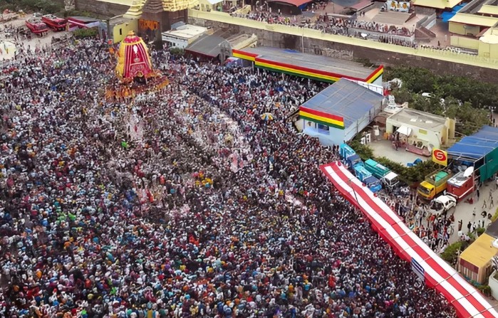 અમદાવાદ સહિત રાજ્યભરમાં અષાઢી બીજ નિમિત્તે યોજાયેલી રથયાત્રા કોમી એકખાલના વાતાવરણ વચ્ચે શાંતિપૂર્ણ માહોલમાં સંપન્ન