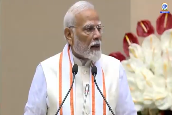PM Modi says India must move forward by embracing both development & heritage; Urges nation to shed colonial mindset