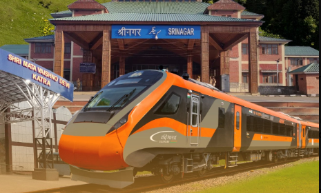 Northern Railway begins commercial operations of Vande Bharat trains between Katra & Srinagar