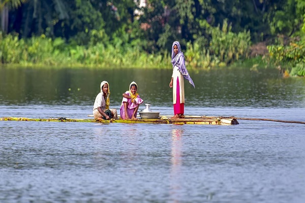 Flood Toll Rises to 23 in Assam; SDRF Continues Rescue Efforts in Affected Areas