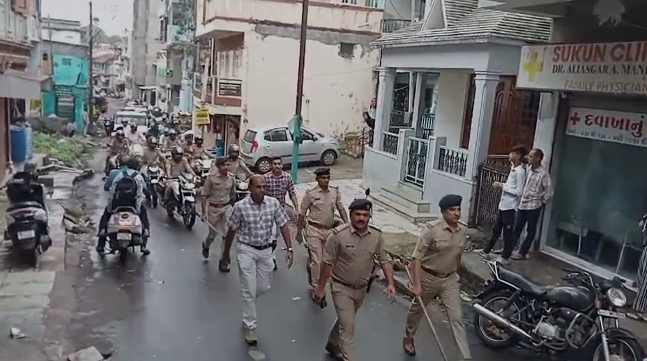 ભરૂચમાં આગામી રથયાત્રાને લઈને ફ્લેગ માર્ચ યોજાઈ