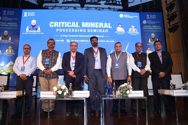 Singareni signs MoU with IMMT to explore critical minerals using modern technology