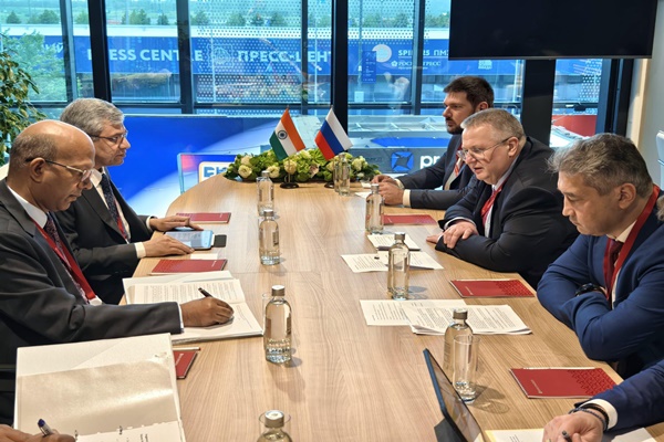 Union Minister Ashwini Vaishnaw meets Russian Deputy PM to deepen cooperation in various sectors