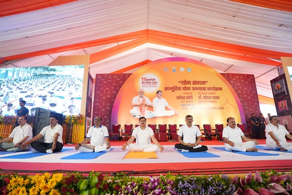 11th International Yoga Day Celebrated with Enthusiasm Across Madhya Pradesh