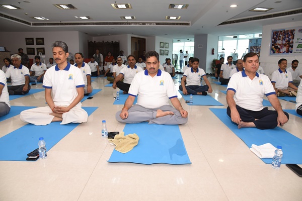 I&B Secretary Sanjay Jaju Leads Yoga Day Session at National Media Centre