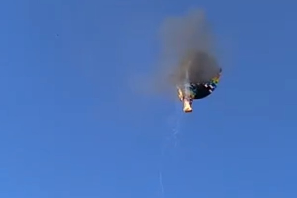 Brazil: At least 8 dead as hot air balloon catches fire