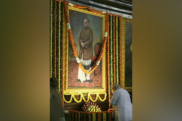 PM Modi pays tributes to Dr. Syama Prasad Mookerjee, recalls his incomparable courage, contribution to nation building