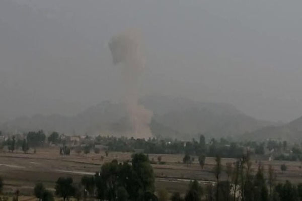 16 Soldiers Killed, 29 Injured in Suicide Attack in Northwestern Pakistan