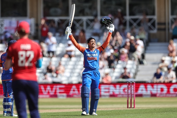 Women’s T20I: India Crushes England by 97 Runs at Trent Bridge