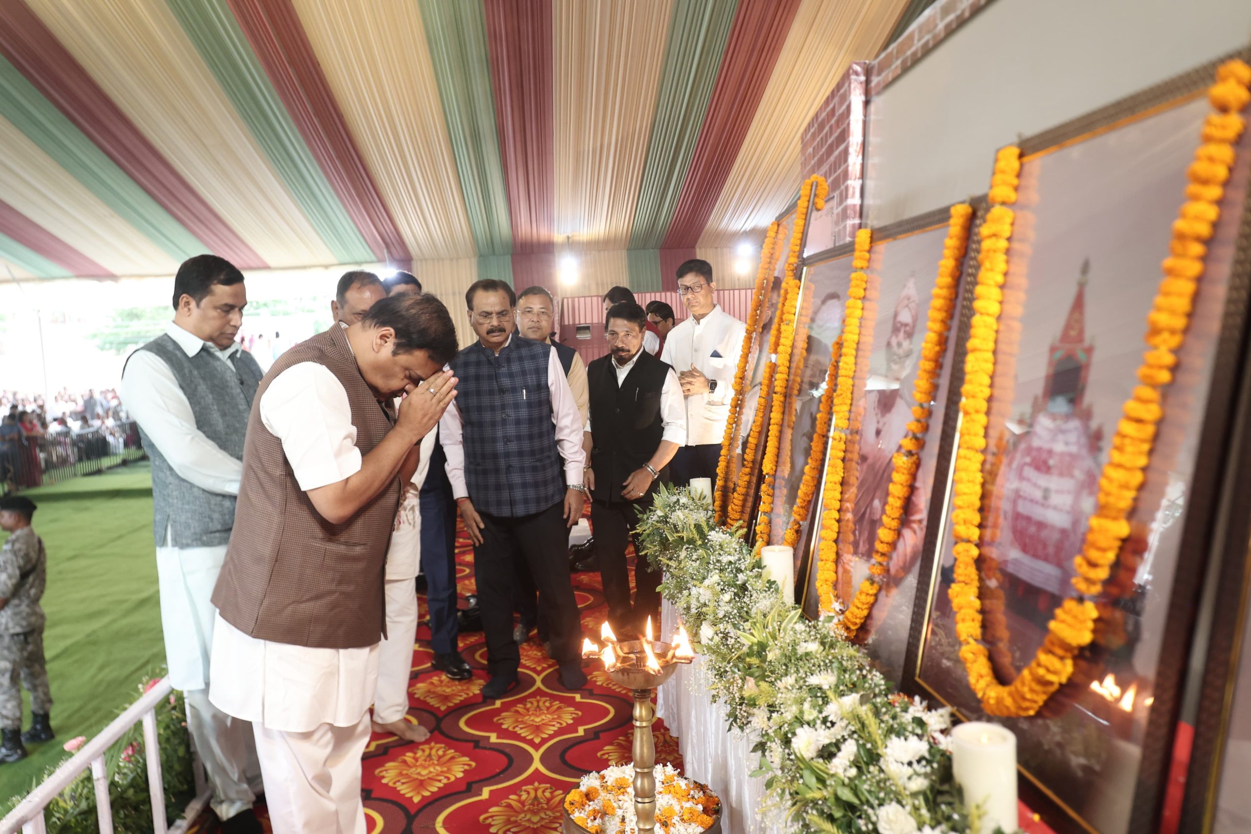 নলবাৰীৰ চৰকাৰী গৰ্ডন উচ্চতৰ মাধ্যমিক বিদ্যালয় খেলপথাৰত বিষ্ণুৰাভা দিৱসৰ কেন্দ্ৰীয় অনুষ্ঠান, মুখ্যমন্ত্ৰীৰ অংশগ্ৰহণ