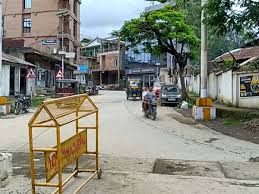 मणिपूर राज्यात जमावबंदी शिथिल