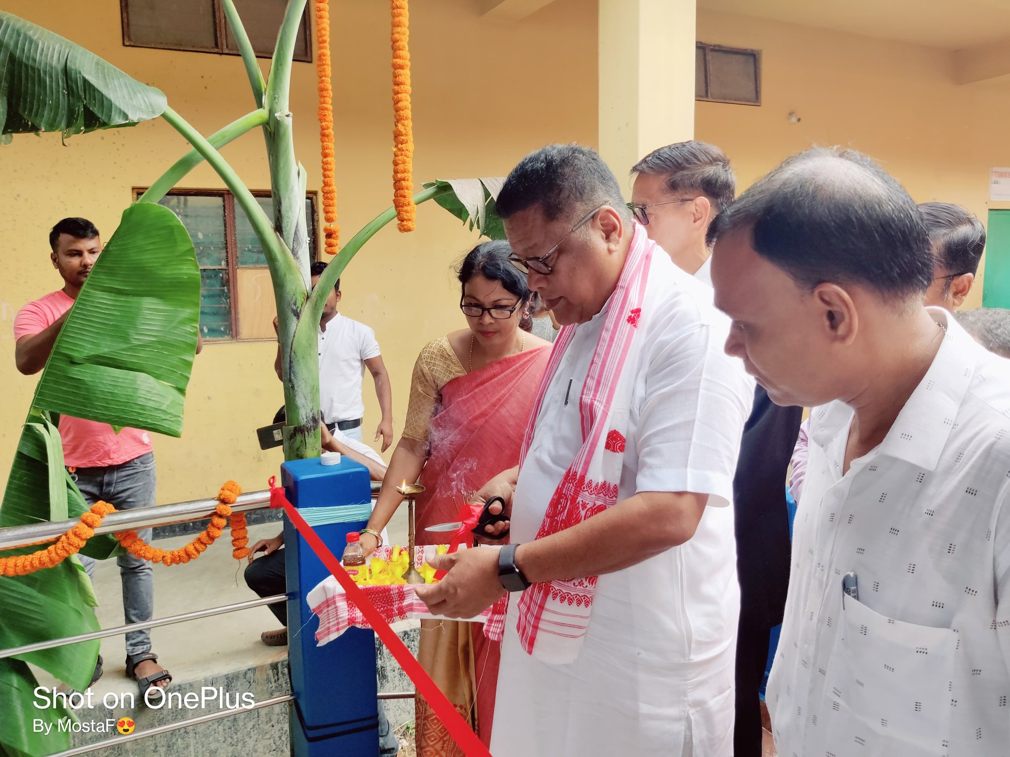 গুৱাহাটীৰ সাতগাঁও হাইস্কুলত অত্যাধুনিক ছাত্রী প্ৰসাধন আৰু অনাময় গৃহ মুকলি শিক্ষামন্ত্রী ডাঃ ৰণোজ পেগুৰ