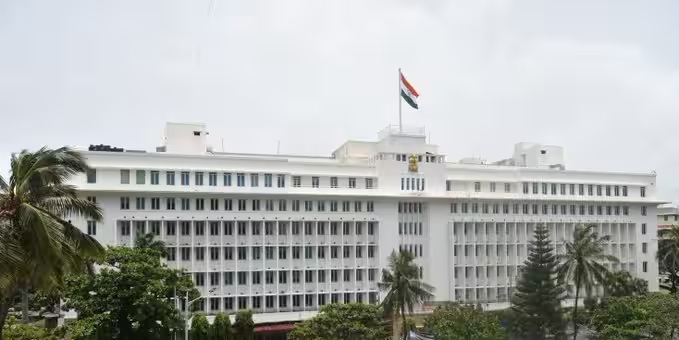 राज्य अनुसूचित जमाती आयोगाची स्थापना करण्याचा राज्य मंत्रिमंडळाचा निर्णय; पदनिर्मिती, जागा आणि अनुषांगिक खर्चासाठी चार कोटी रुपयांच्या तरतुदीला मान्यता