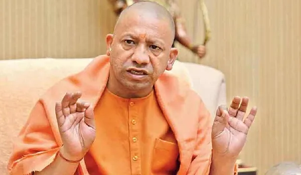 मुख्यमंत्री योगी आदित्यनाथ ने आंधी-बारिश, ओलावृष्टि को देखते हुए सम्बन्धित जनपदों के अधिकारियों को पूरी तत्परता से राहत कार्य संचालित करने के निर्देश दिये