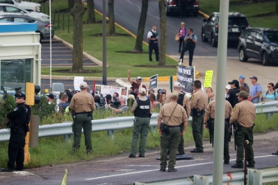 US: 11 Injured in Stabbing Incident at Walmart in Michigan’s Traverse City
