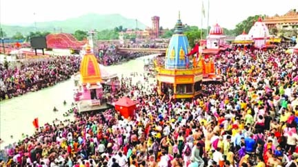 उत्तराखंड: श्रावण मास का कांवड़ मेला चरम पर, छह दिनों में लगभग 1.17 करोड़ शिवभक्त हरिद्वार से गंगाजल भरकर अपने गंतव्यों को रवाना हुए