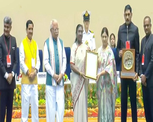 नवी मुंबई, मीरा-भाईंदर आणि कराड शहराला स्वच्छ सर्वेक्षण पुरस्कार