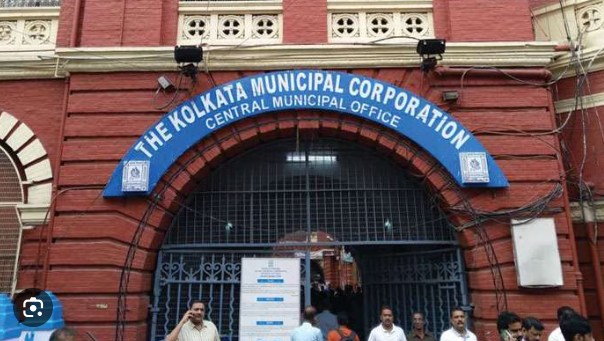কলকাতা পুরসভা আগামী মাস থেকে শহরের হকারদের শংসাপত্র দেওয়া শুরু করবে।