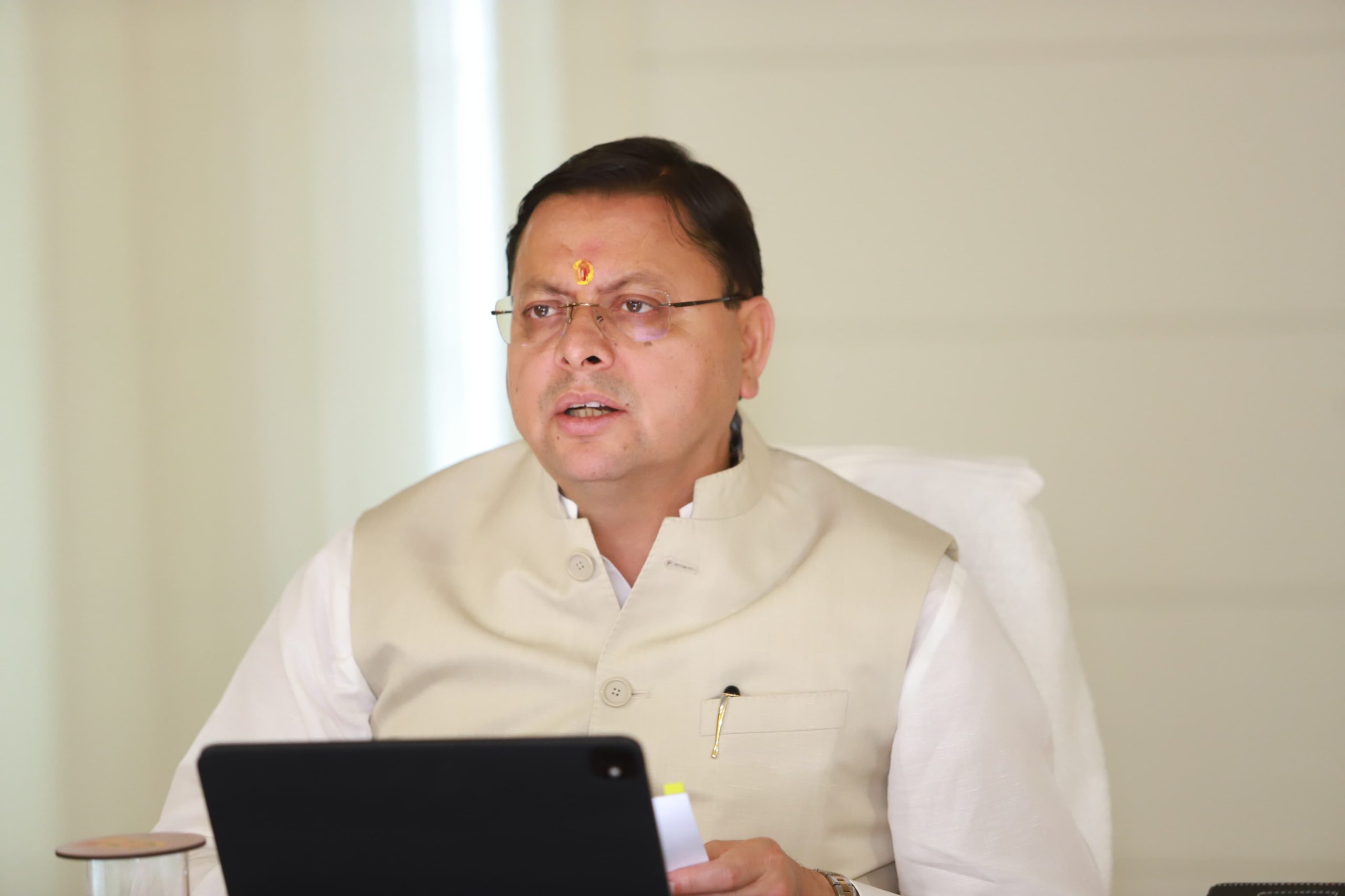 उत्तराखंड के मुख्यमंत्री पुष्कर सिंह धामी ने राज्य में शिक्षा की गुणवत्ता बढ़ाने के लिए समेकित प्रयास करने पर जोर दिया