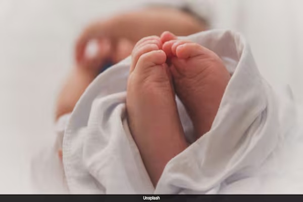 8 babies born in UK using DNA from three people to avoid genetic disease