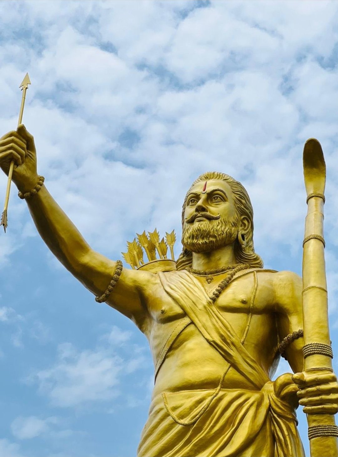 रक्षा मंत्री राजनाथ सिंह ने अल्लूरी सीताराम राजू को उनकी 128वीं जयंती पर श्रद्धांजलि दी