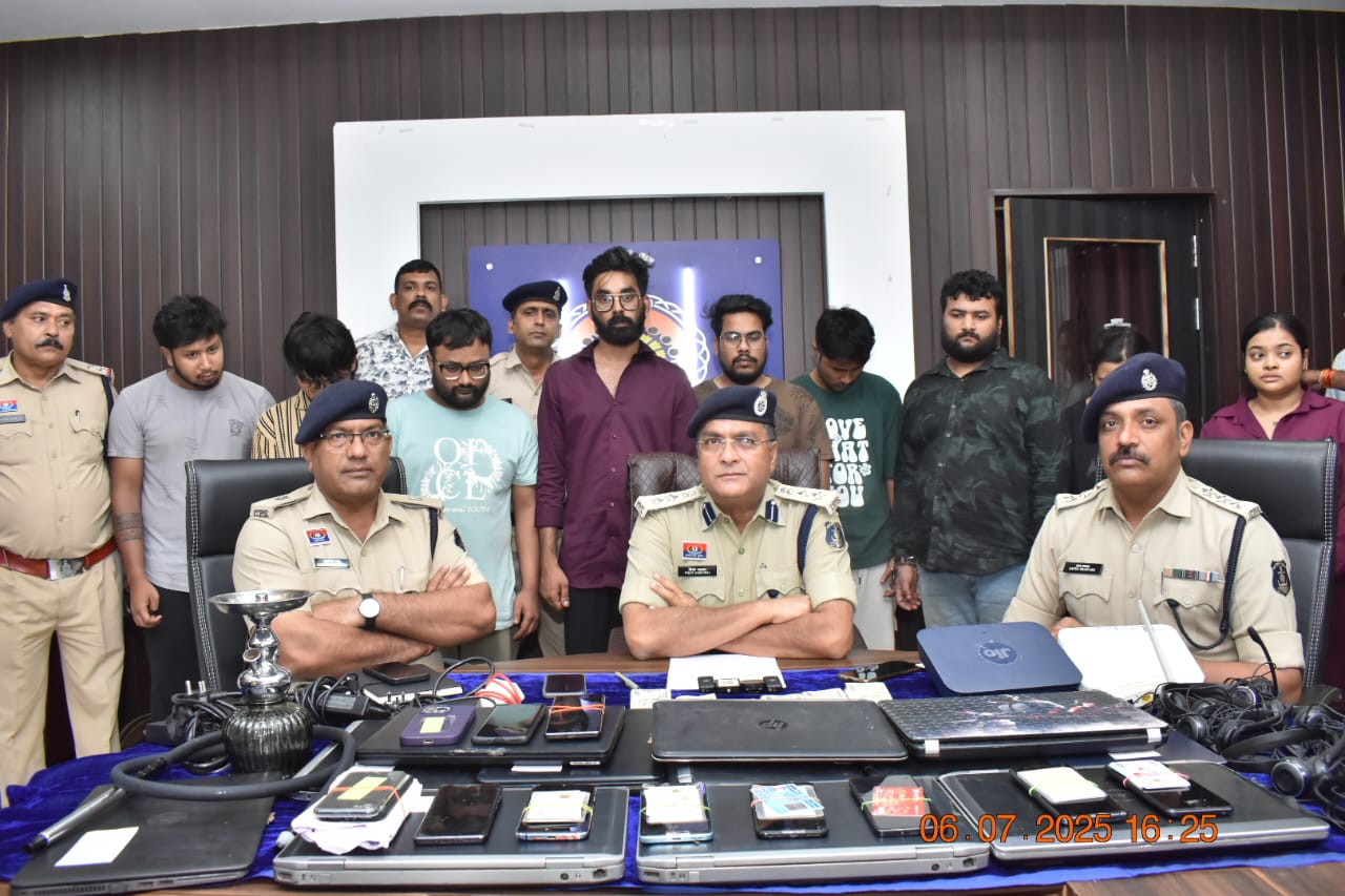 छत्तीसगढ़:  दुर्ग पुलिस ने साइबर ठगी करने वाले एक अंतर्रष्ट्रीय गिरोह का किया पर्दाफाश