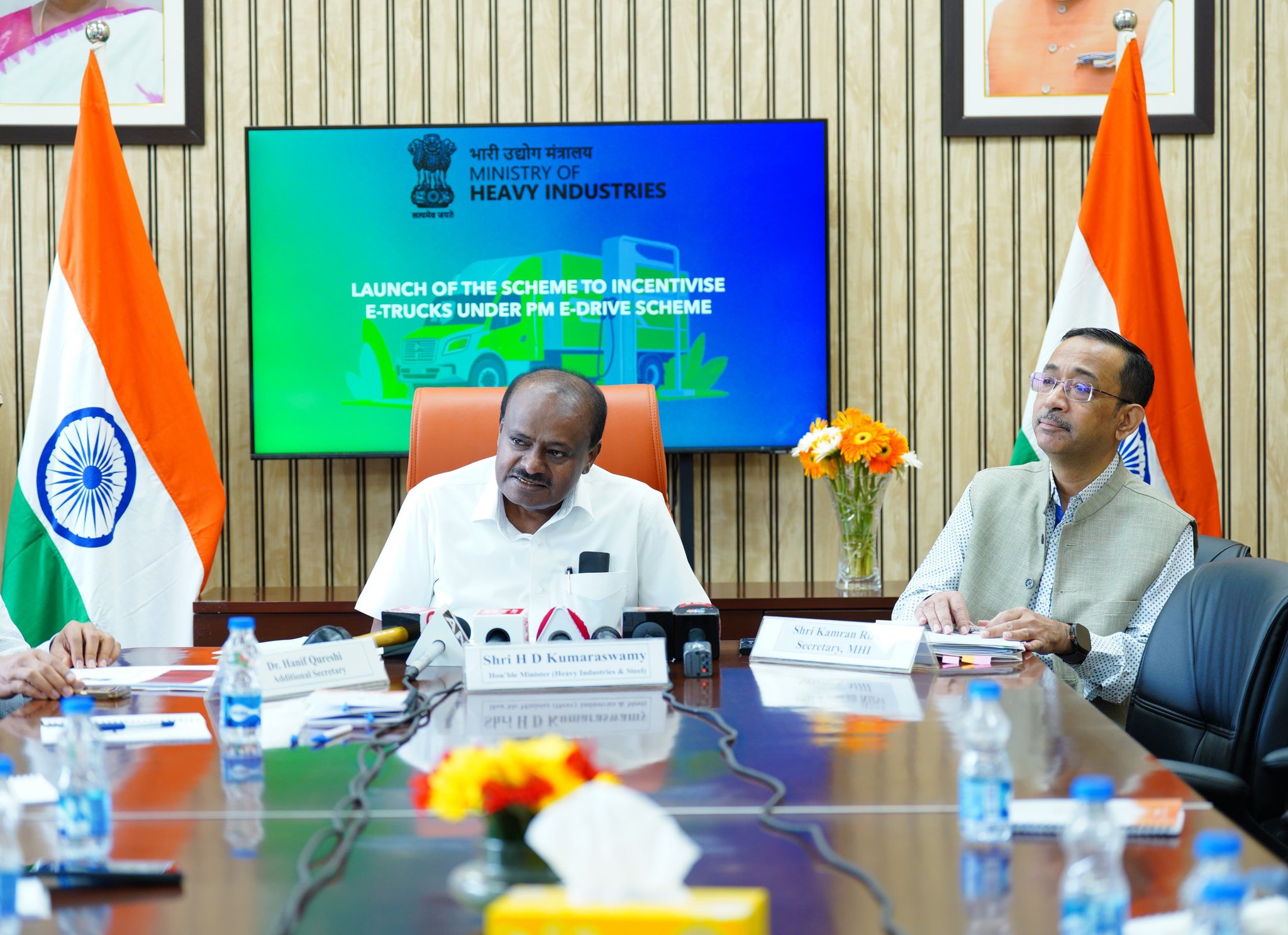 देश में पहली बार ई-ट्रकों के लिए प्रोत्साहन योजना लागू