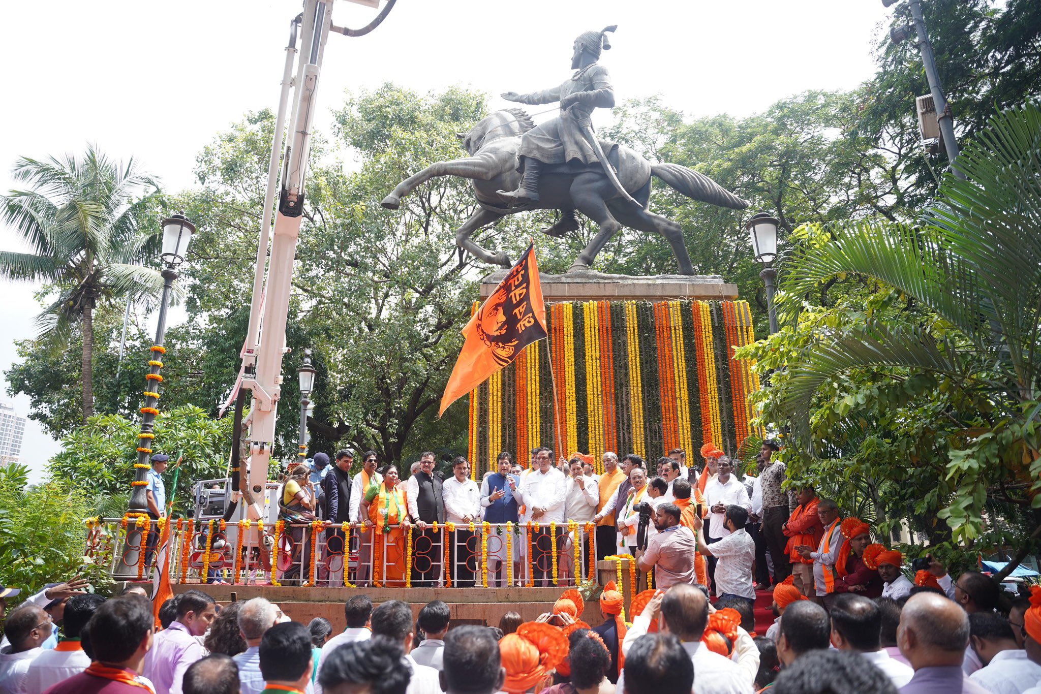 केंद्रीय मंत्री पीयूष गोयल ने छत्रपति शिवाजी महाराज के 12 ऐतिहासिक किलों को यूनेस्‍को विश्‍व धरोहर सूची में शामिल किये जाने पर महाराष्‍ट्र के लोगों को बधाई दी