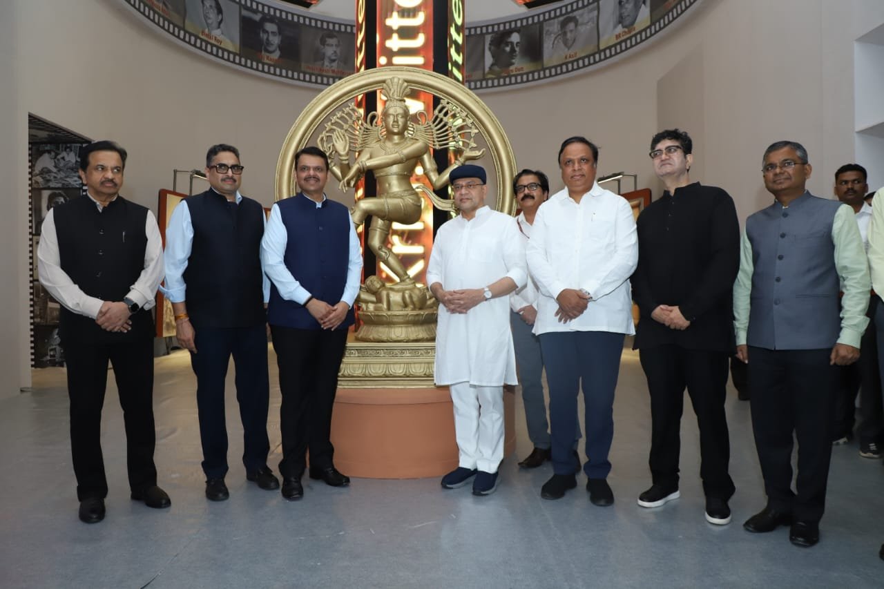 56वें भारतीय अंतर्राष्ट्रीय फिल्मोत्सव की संचालन समिति की एनएफडीसी मुख्यालय में हुई बैठक