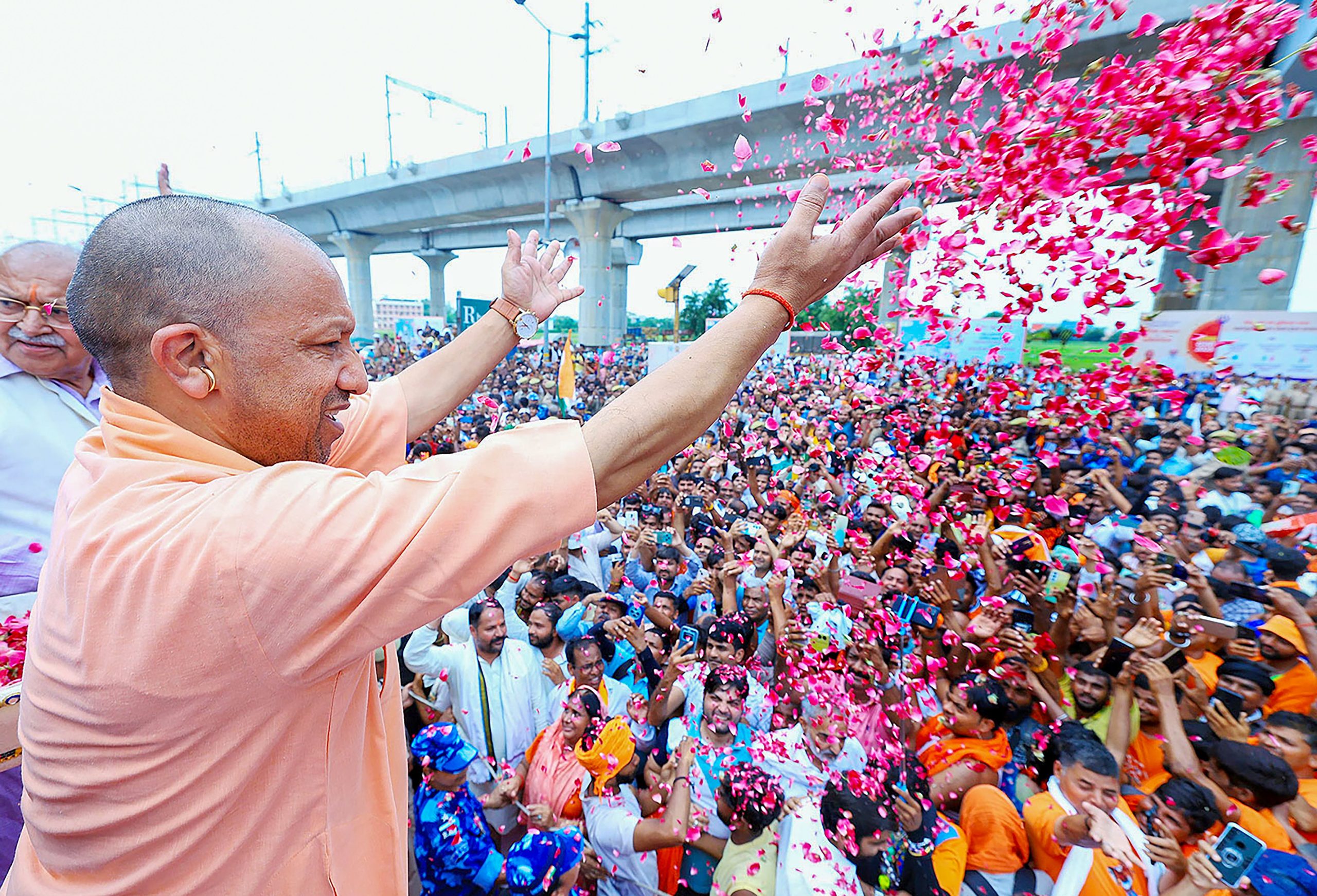 कांवड़ यात्रा में बाधा डालने वालों पर होगी सख्त कार्रवाई : मुख्यमंत्री योगी आदित्यनाथ