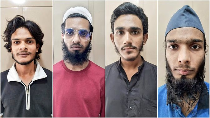 गुजरात आतंकरोधी दस्ते ने जाली मुद्रा गिरोह में शामिल अल-कायदा से जुड़े चार आतंकवादियों को गिरफ्तार किया