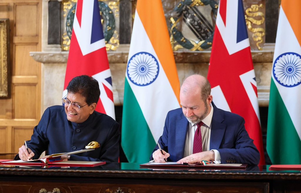भारत, ब्रिटेन ने मुक्त व्यापार समझौते पर हस्ताक्षर किए ; विभिन्न क्षेत्रों में साझा समृद्धि का मार्ग प्रशस्त