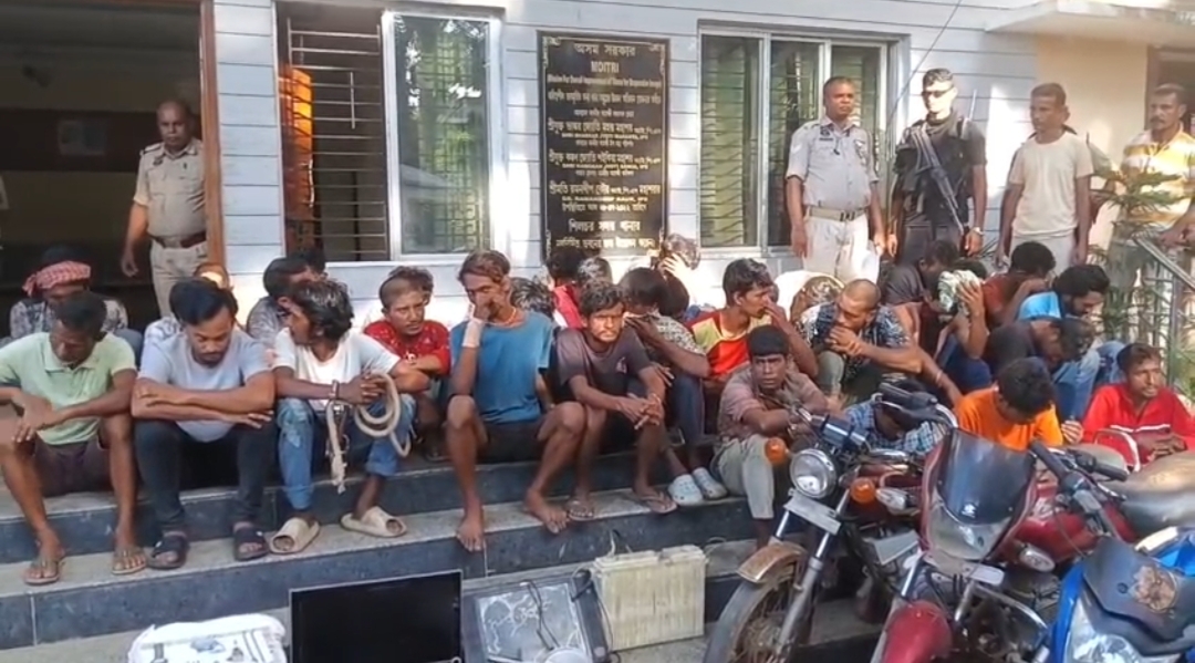 শিলচৰত বুজন পৰিমাণৰ চুৰি সামগ্রীসহ ৩৮ জন লোকক গ্ৰেপ্তাৰ