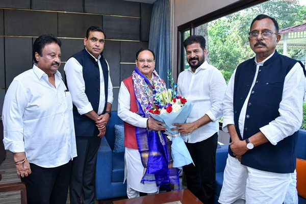 Centre assures supply of fertilisers & Urea to farmers of Telangana