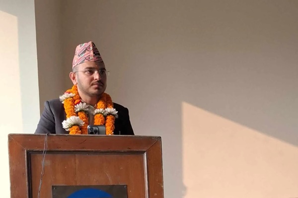 Nepal govt suspends Insurance Authority Chairperson on charges of presenting fraudulent documents 