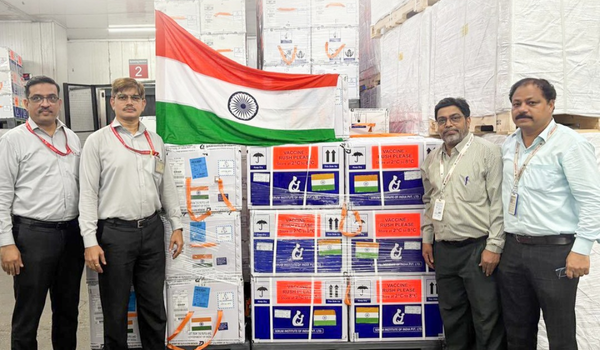 भारत ने बोलिविया को बीमारियों के प्रसार के प्रबंधन में सहायता देने के लिए सहायक आपूर्तियों सहित खसरा और रूबेला के तीन लाख टीके भेजे