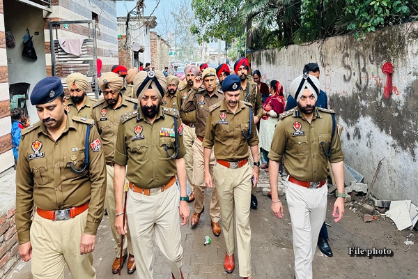 Punjab Police nabs drug and armed smugglers; arms, narcotics recovered  